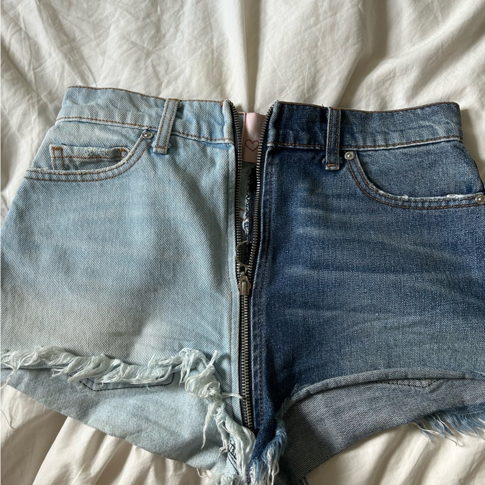 Revice yin-yang shorts